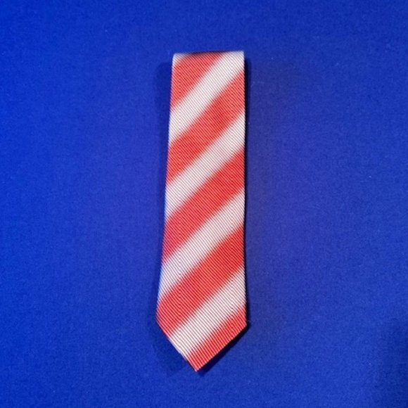 Giorgio Armani Red And Silver Silk Mens Tie 57" Length 3.5" Wide - Picture 4 of 4